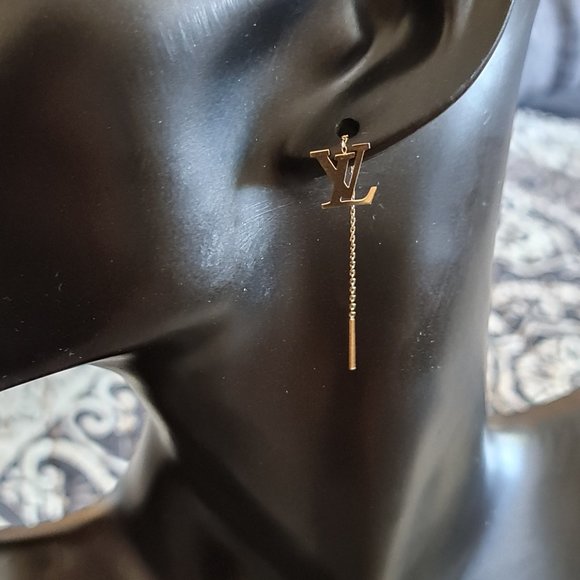 Gold Earring - Picture 12 of 16